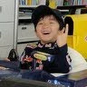 Meet your Posher, Kenji